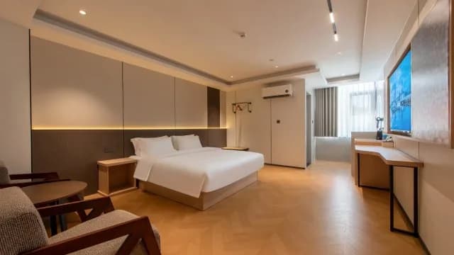 Huahang Hotel-Free Airport Transfer · Hotel photo