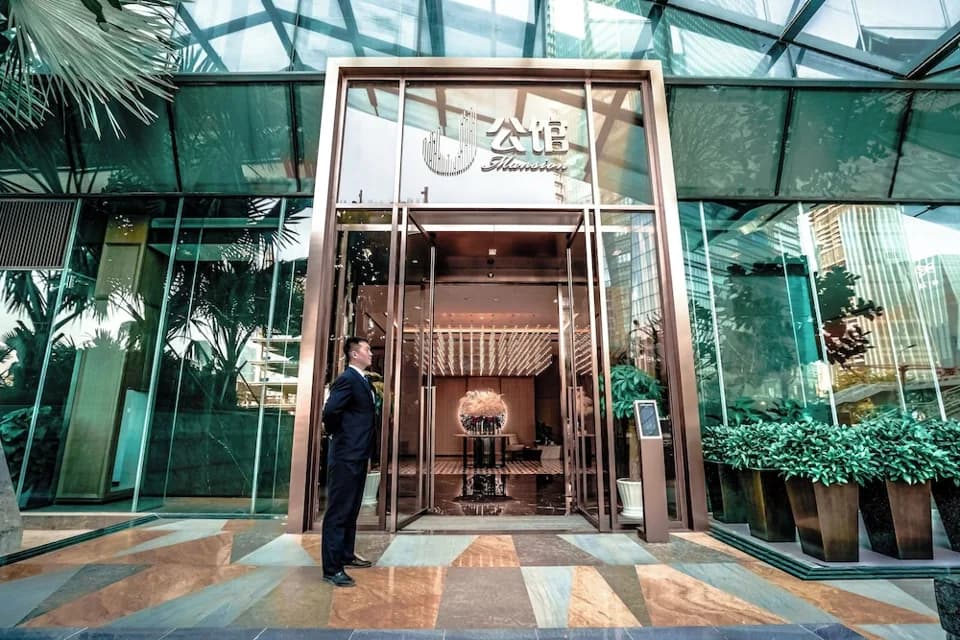 J Residence · Hotel photo