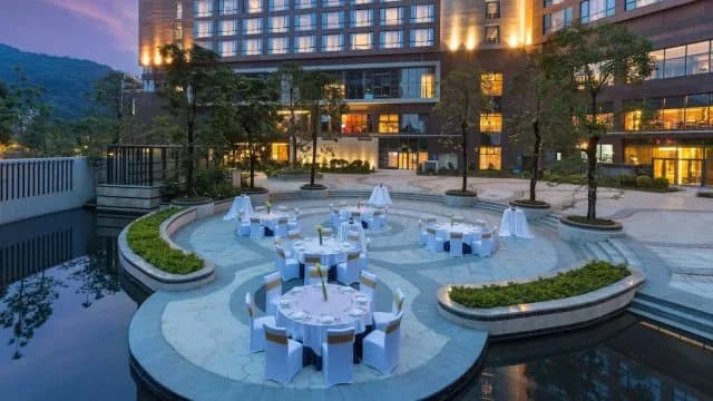 广州科学城希尔顿逸林酒店 - 广交会期间免费接送班车服务住宿实景