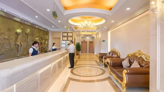 Vienna 3 Best Hotel Guangzhou Takecun Metro Station Bazhou Exhibition Center · Hotel photo
