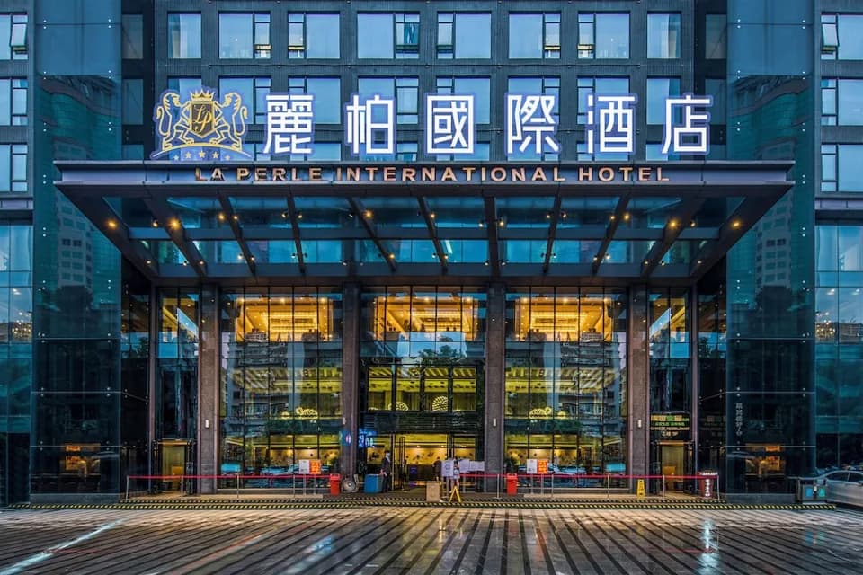 La Perle International Hotel · Hotel photo