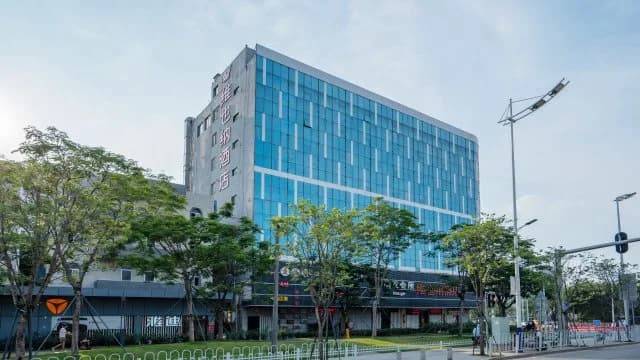 维也纳酒店(广州悦和方夏良地铁站店)住宿实景