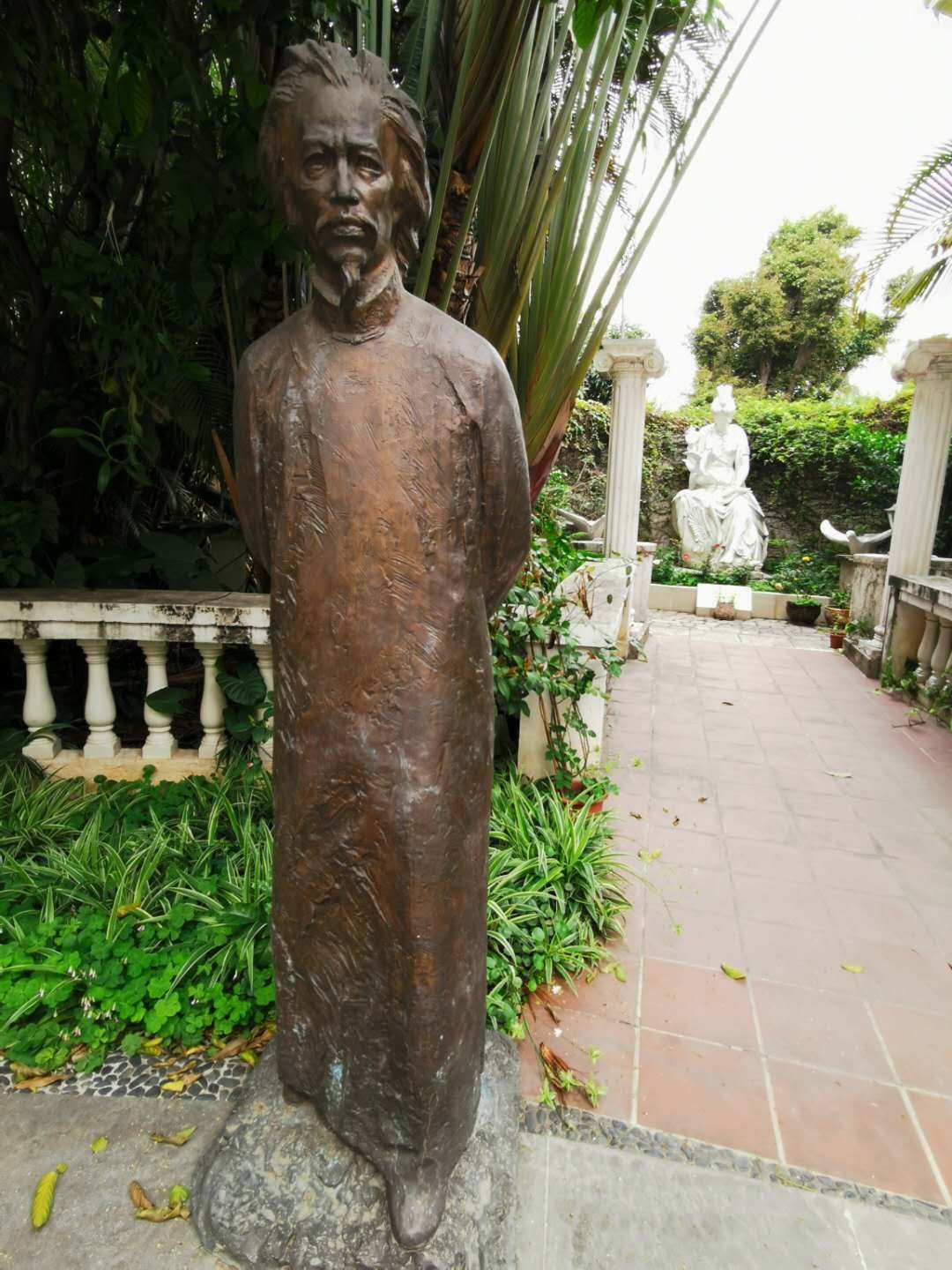 潘鹤雕塑艺术园景点图片 11