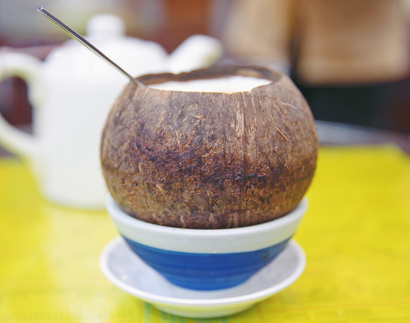 喝早茶、行花街,看完这篇攻略,我想去广州过年了!