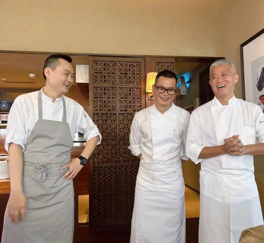 从瑰丽一顿饭看广州美食：卷在了起跑线上。