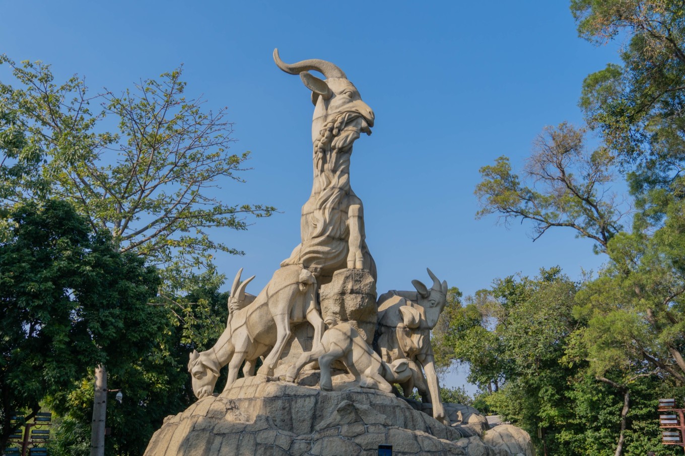 广州必玩景点和必体验:深入广州的“新”与“旧”