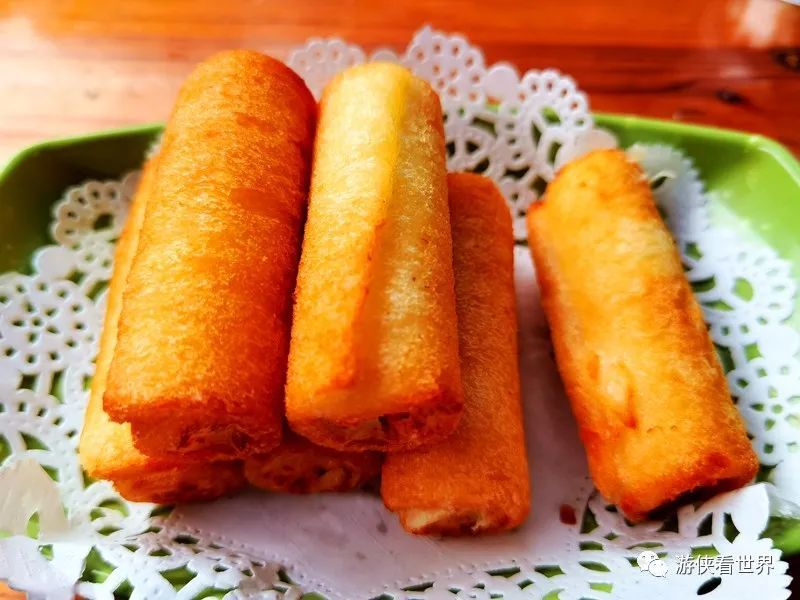 沙湾古镇品美食 文和友里寻回忆