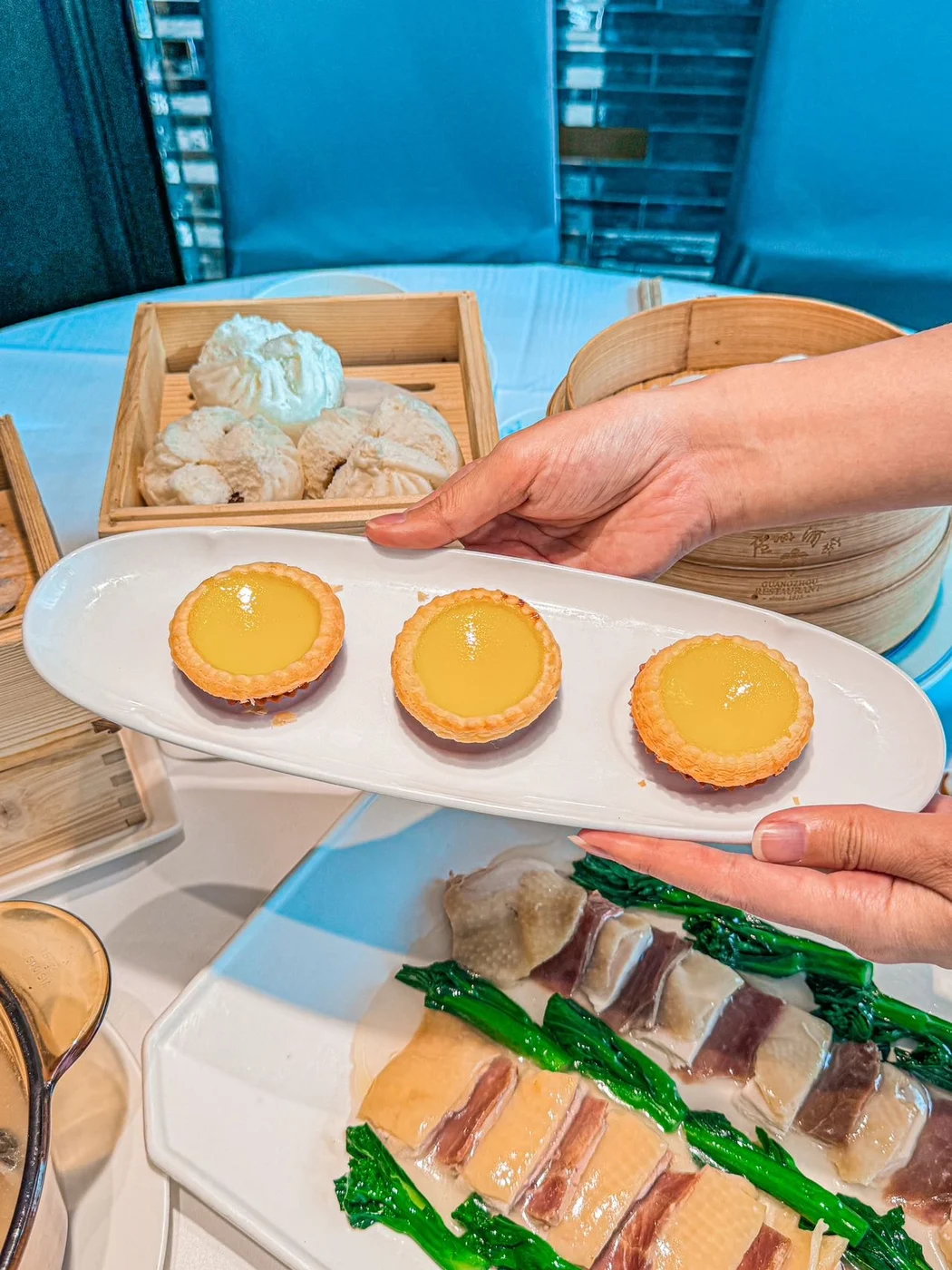 Guangzhou Restaurant · Yueyan Huacheng · Dim sum selection