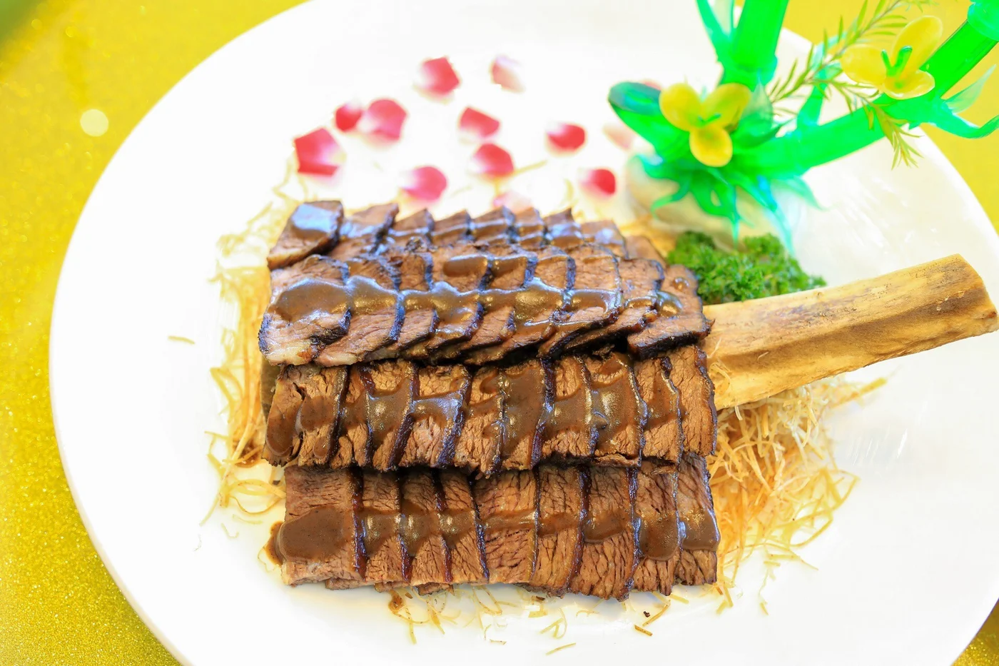 Hui Yue Xuan · Beef dish