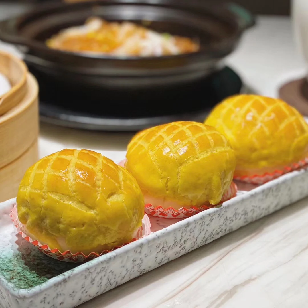 Tao Tao Ju (Living Mall) · Flaky dim sum pastries