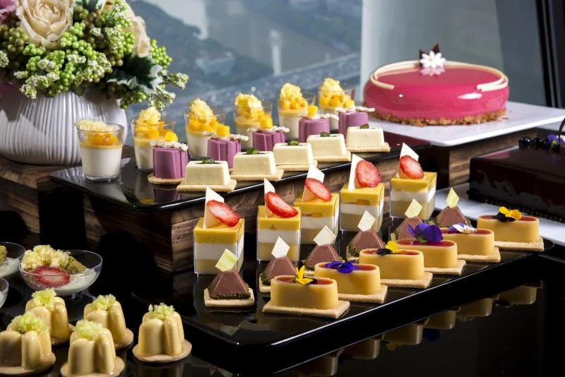 Twist Mediterranean Buffet · Dessert buffet