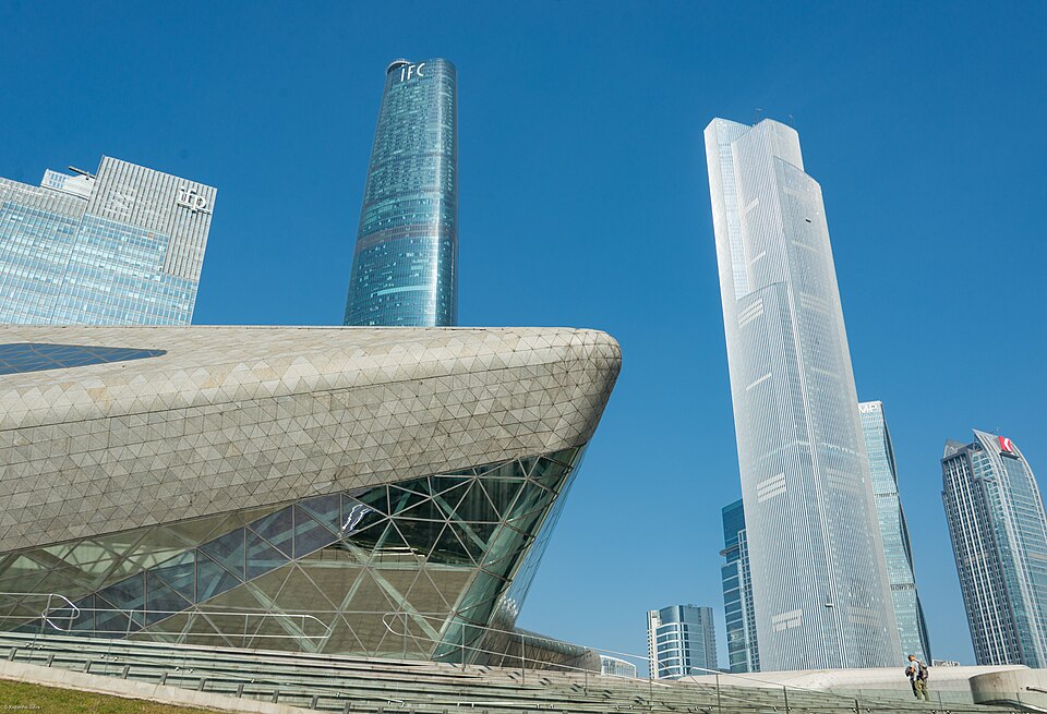 广州歌剧院与珠江新城建筑群